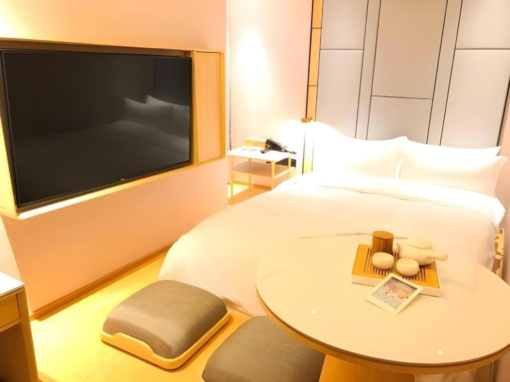 Ji Hotel Lujiazui Babaiban Sanghaj Kültér fotó